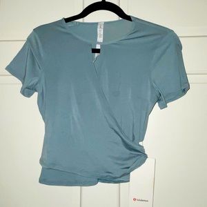 NWT Lululemon Short Sleeve Crop Top